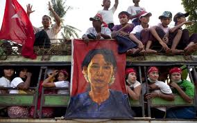 Aung San Suu Kyi soutient
