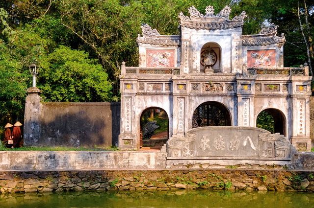 Mosaïque Vietnamienne + extension Angkor, Cambodge, départs Premi