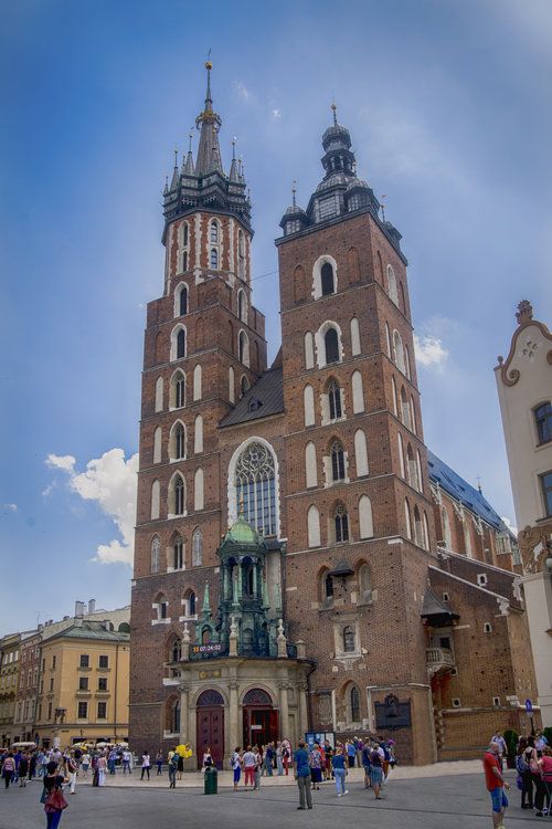 la-basilique-sainte-marie-de-cracovie