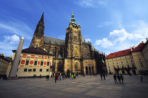 prague-excursion-avec-guide-et-transport-en-minibus
