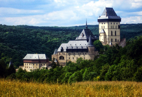 chateau-de-karlstejn-avec-guide-personne-en-francais