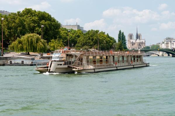 bateaux-parisiens-la-seine-avec-guide-audio-en-français