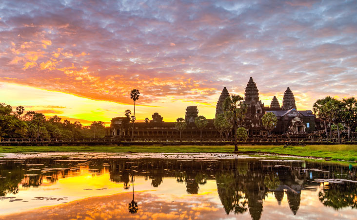 Cambodge-Angkor-Wat-Temple.jpg