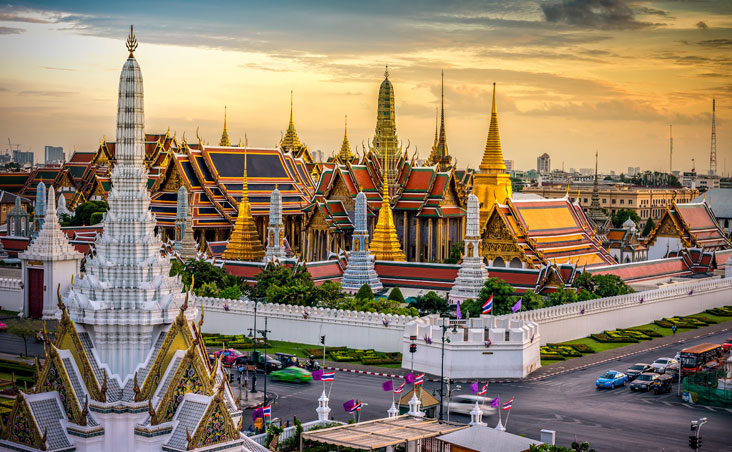Temple-doree-couche-soleil-bangkok-blog.jpg