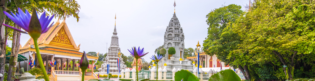 palais royal phnom penh cambodge