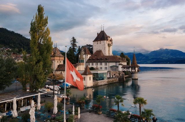 La Suisse en train panoramique (été) - Collection Intermèdes by Asia - 4