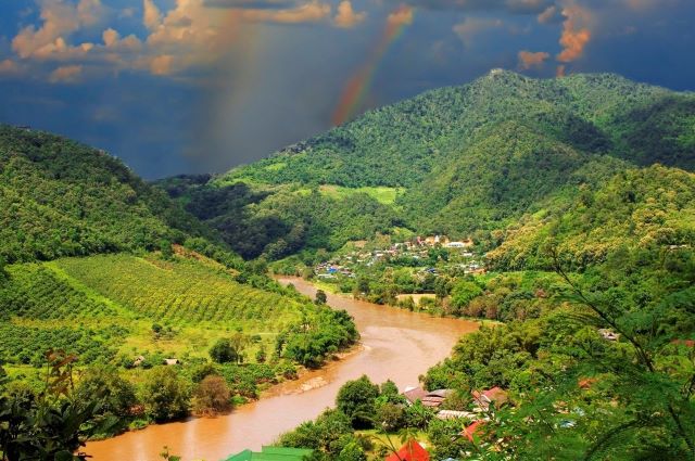 Circuit Privé Ethnies et forêts du Siam + séjour Khao Lak 4* - Thailande